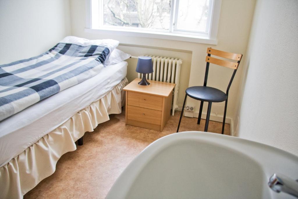 Single Room,25479510:JPEG