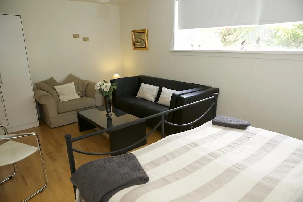 Star Guesthouse-1