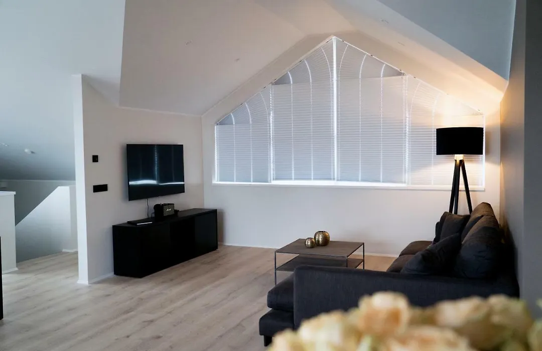 Om Apartments-1