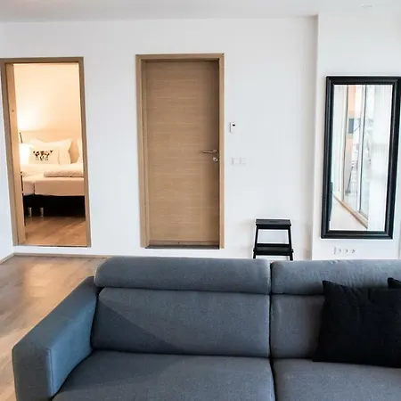 Om Apartments-2